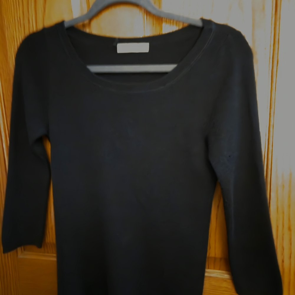 Prada Midnight Blue Crew Neck Vintage Sweater, 3/4 sleeve, sz 42, classic look! - Picture 4 of 5